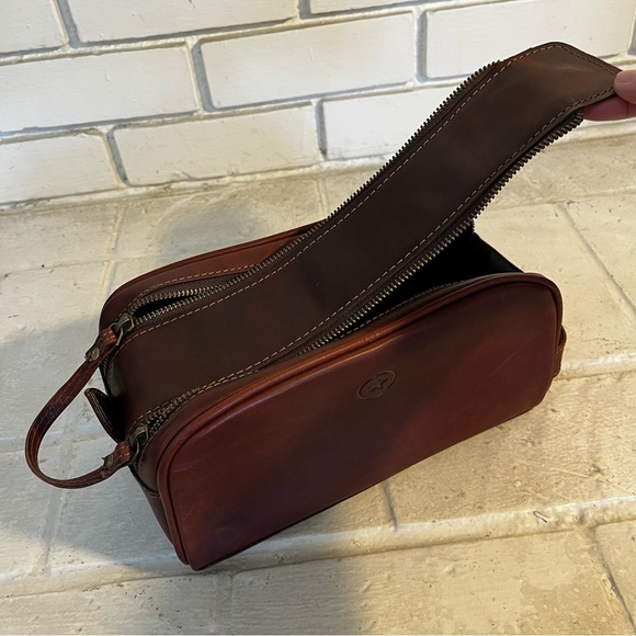 Aaron Leather Goods Leather Travel Toiletry Bag, Walnut Brown - NEW - Picture 6 of 10